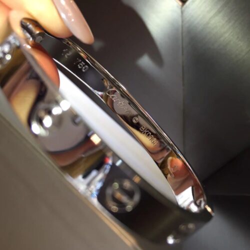 High Quality Luxury Cartier Love Bracelet Silver (Women Size, No Diamonds) product detail