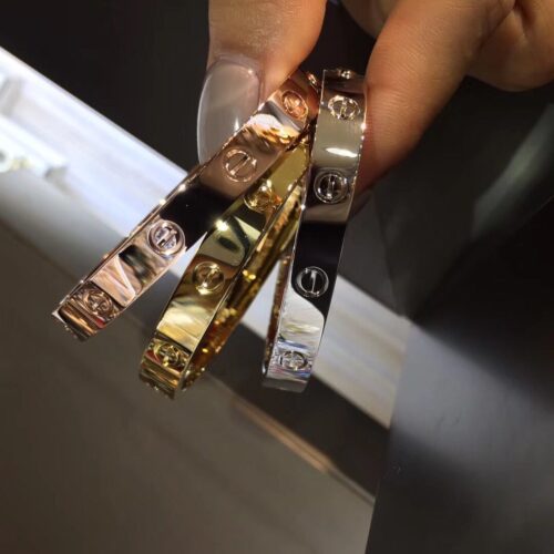 High Quality Luxury Cartier Love Bracelet Yellow And Rose Gold Best Quality Quality (Women Size, No Diamonds) alternate view