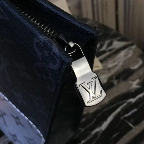 High Quality Luxury Louis Vuitton Pochette Voyage MM Monogram Other product detail