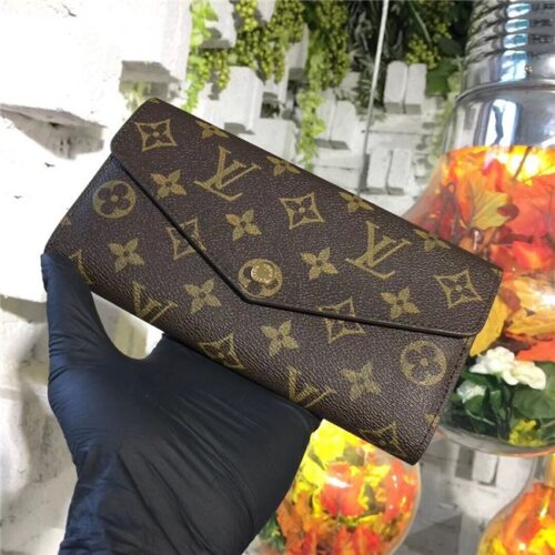 High Quality Luxury Louis Vuitton Sarah Wallet Fuchsia alternate view