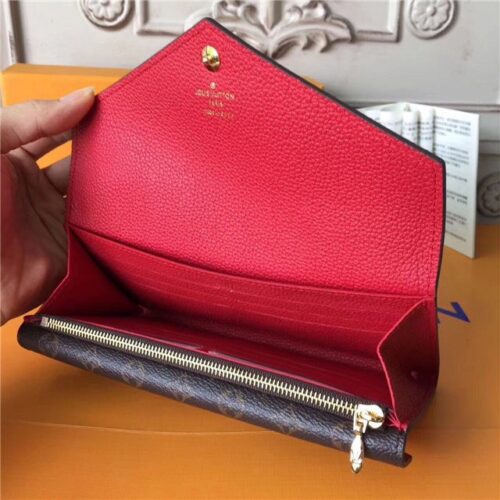 High Quality Luxury Louis Vuitton Double V Wallet Red product detail