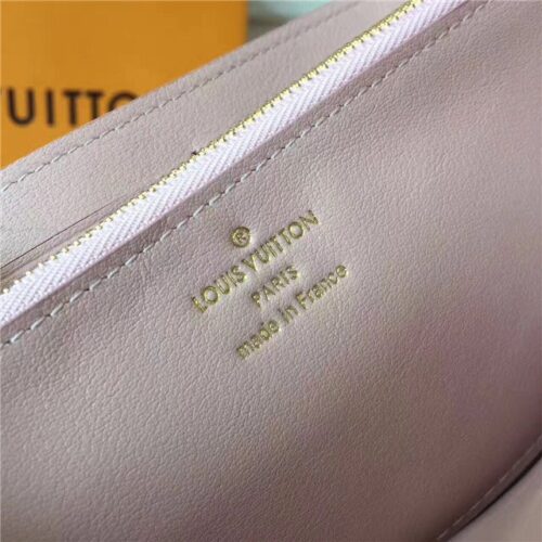 High Quality Luxury Louis Vuitton Capucines Wallet Magnolia product detail