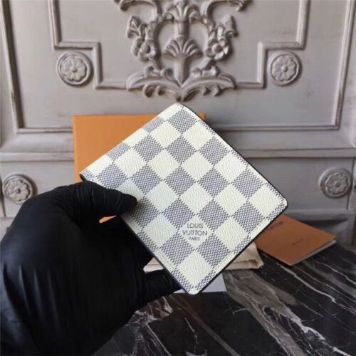 High Quality Luxury Louis Vuitton Multiple Wallet alternate view
