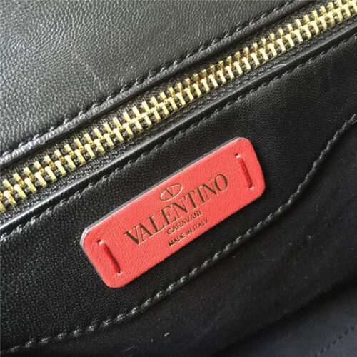 High Quality Luxury Valentino Candystud Single Handle Bags product detail