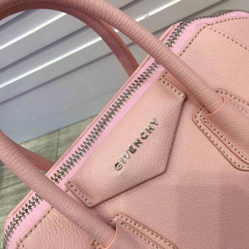 High Quality Luxury Givenchy Small Antigona (Varied Colors) product detail