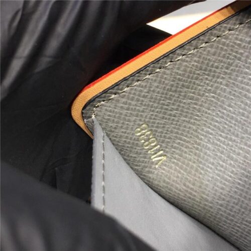 High Quality Luxury Louis Vuitton Multiple Wallet Monogram Titanium product detail