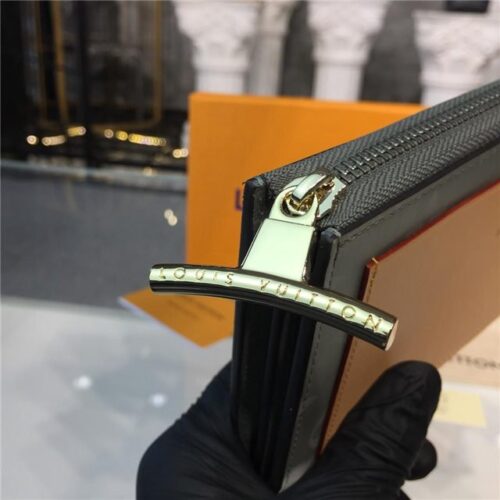 High Quality Luxury Louis Vuitton Cosmos Wallet Monogram product detail