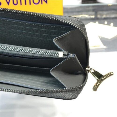 High Quality Luxury Louis Vuitton Cosmos Wallet Monogram product detail
