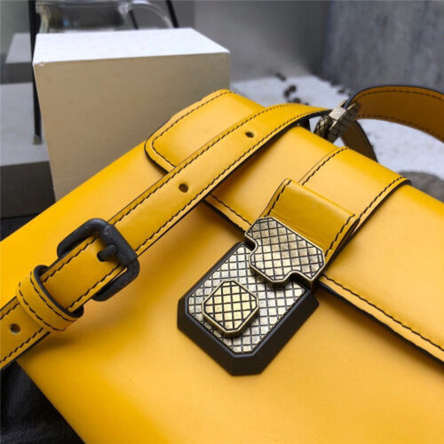 High Quality Luxury Bottega Veneta Piazza Bag Yellow product detail