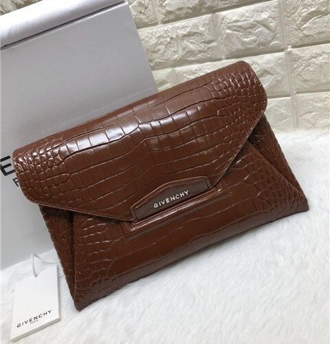 High Quality Luxury Givenchy Antigona Envelope Clutch Crocodile Embossed (Varied Colors) product detail