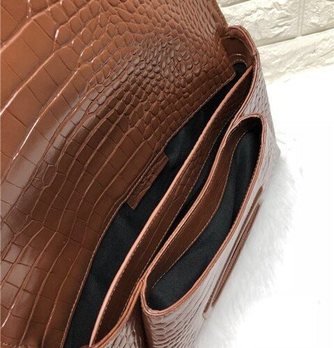 High Quality Luxury Givenchy Antigona Envelope Clutch Crocodile Embossed (Varied Colors) product detail