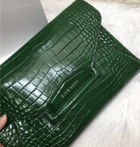 High Quality Luxury Givenchy Antigona Envelope Clutch Crocodile Embossed (Varied Colors) product detail