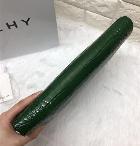 High Quality Luxury Givenchy Antigona Envelope Clutch Crocodile Embossed (Varied Colors) product detail