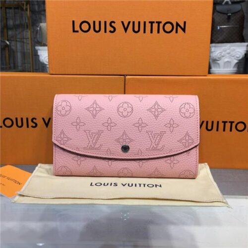 High Quality Luxury Louis Vuitton Iris Wallet Mahina Magnolia