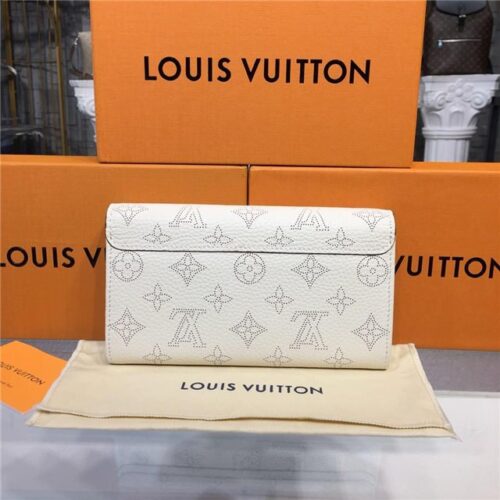 High Quality Luxury Louis Vuitton Iris Wallet Mahina Ivory product detail