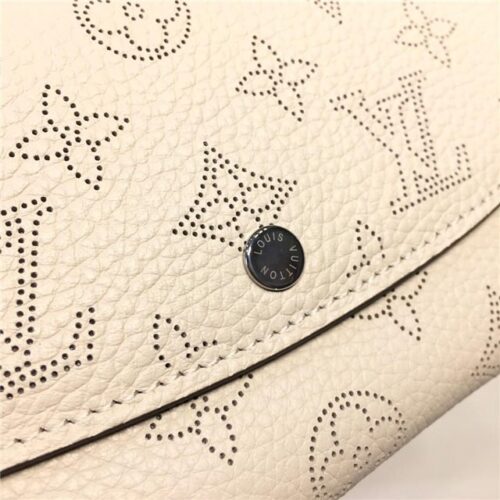 High Quality Luxury Louis Vuitton Iris Wallet Mahina Ivory product detail
