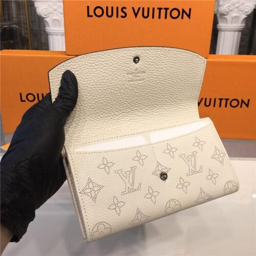 High Quality Luxury Louis Vuitton Iris Wallet Mahina Ivory product detail