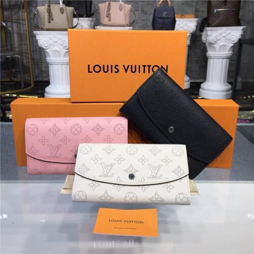 High Quality Luxury Louis Vuitton Iris Wallet Mahina Ivory product detail