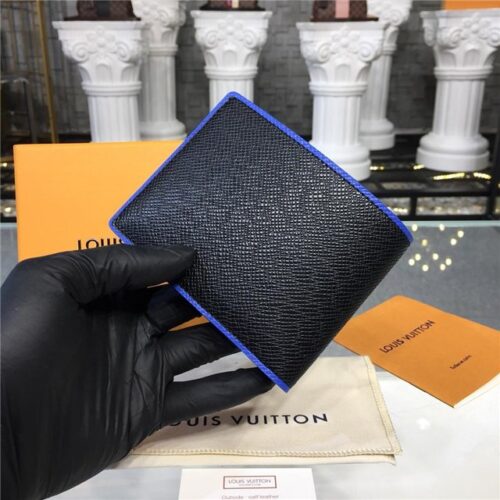 High Quality Luxury Louis Vuitton Multiple Wallet Taiga Leather product detail
