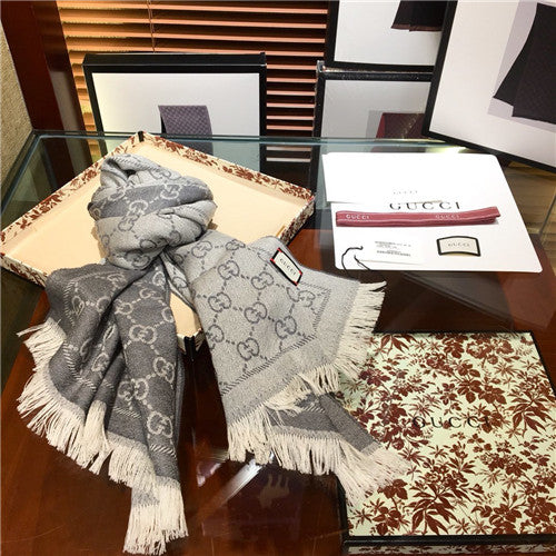 High Quality Luxury Gucci Cashmere Scarf Scarve alternate view