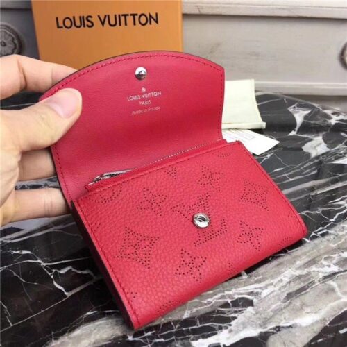 High Quality Luxury Louis Vuitton Anae Coin Purse Mahina Leather (Varied Colors) product detail