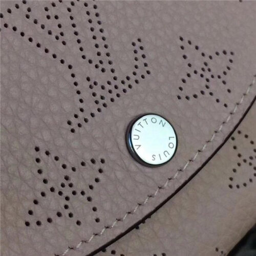 High Quality Luxury Louis Vuitton Anae Coin Purse Mahina Leather (Varied Colors) product detail