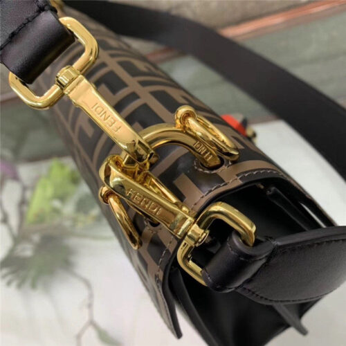 High Quality Luxury Fendi Kan U Shoulder Bag product detail