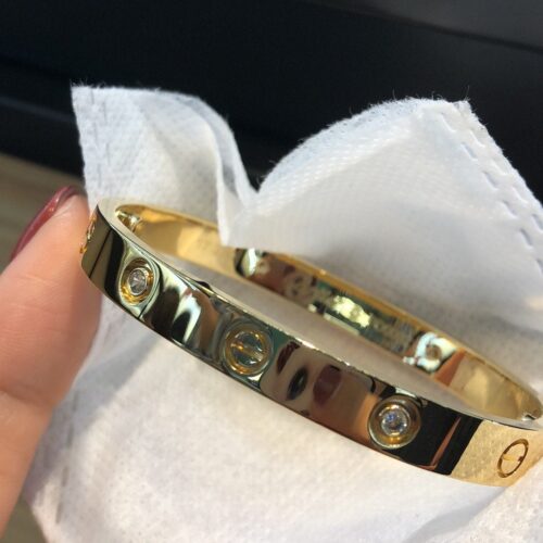 High Quality Luxury Cartier Gorgeous Love Bracelet Yellow Gold (Women Size) product detail