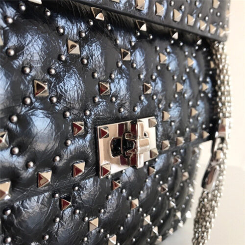 High Quality Luxury Valentino Garavani Rockstud Spike Large Leather Shoulder Bag product detail