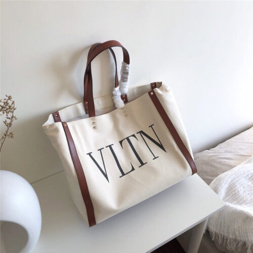 High Quality Luxury Valentino Canvas Shopping Bag – Style 03591 product detail