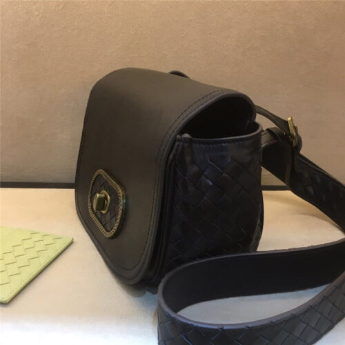 High Quality Luxury Bottega Veneta Womens Handbag Black alternate view