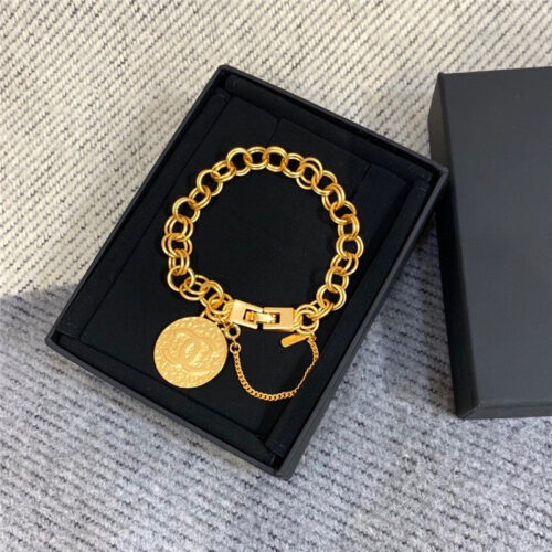 High Quality Luxury Chanel Gold Bracelet