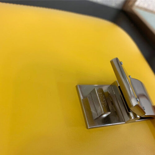 High Quality Luxury Celine Box Medium Bag – Style 24714 product detail