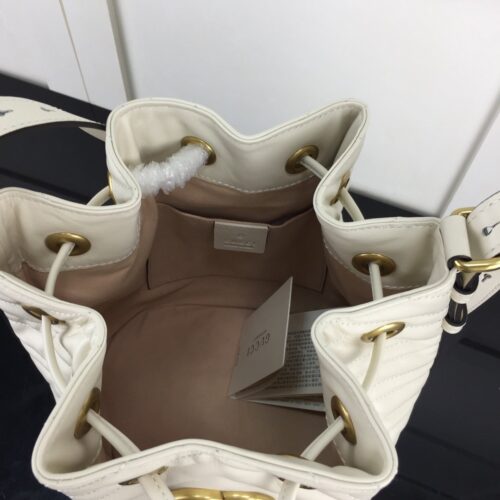 High Quality Luxury Gucci GG Marmont Quilted Leather Bucket Bag 476674 In White product detail