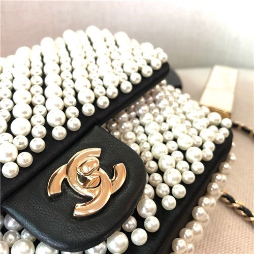 High Quality Luxury Chanel Pearl Handbag alternate view