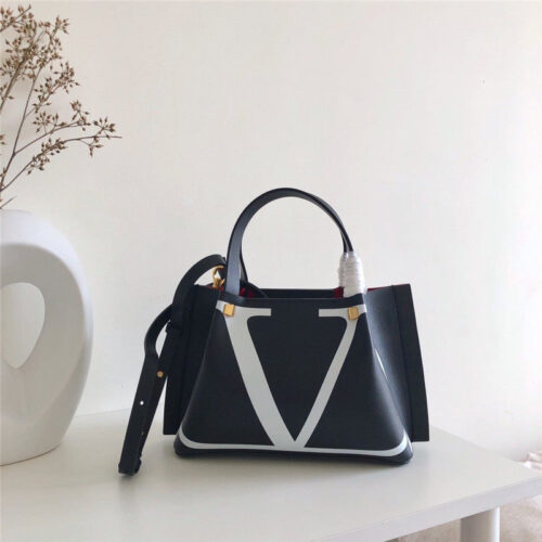High Quality Luxury Valentino Garavani Escape Calfskin Shopping Bag – Style 03613