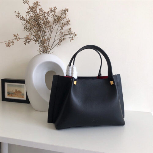 High Quality Luxury Valentino Garavani Escape Calfskin Shopping Bag – Style 03613 alternate view
