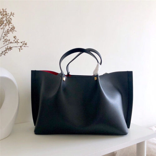High Quality Luxury Valentino Garavani Escape Calfskin Shopping Bag alternate view