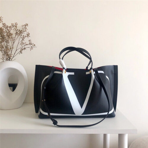High Quality Luxury Valentino Garavani Escape Calfskin Shopping Bag