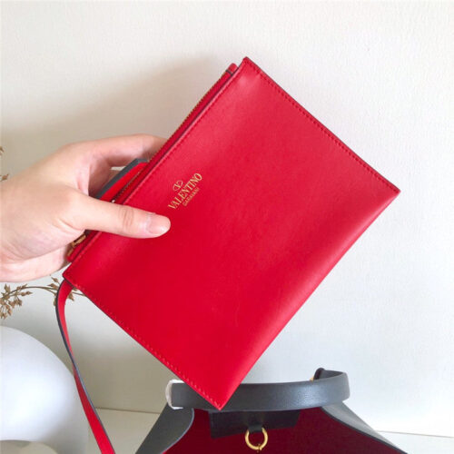 High Quality Luxury Valentino Garavani Escape Calfskin Shopping Bag product detail