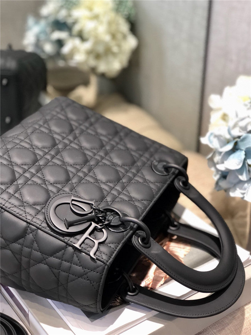 High Quality Luxury Lady Dior Medium Black product detail