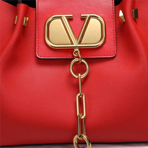 High Quality Luxury Valentino Garavani Vlogo Escape Tote Bag – Style 03771 product detail