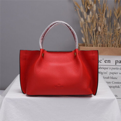 High Quality Luxury Valentino Garavani Vlogo Escape Tote Bag – Style 03771 alternate view