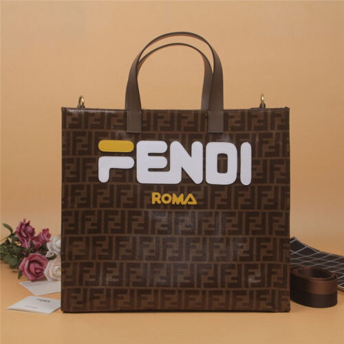 High Quality Luxury Fendi Mania Shopping Bag White