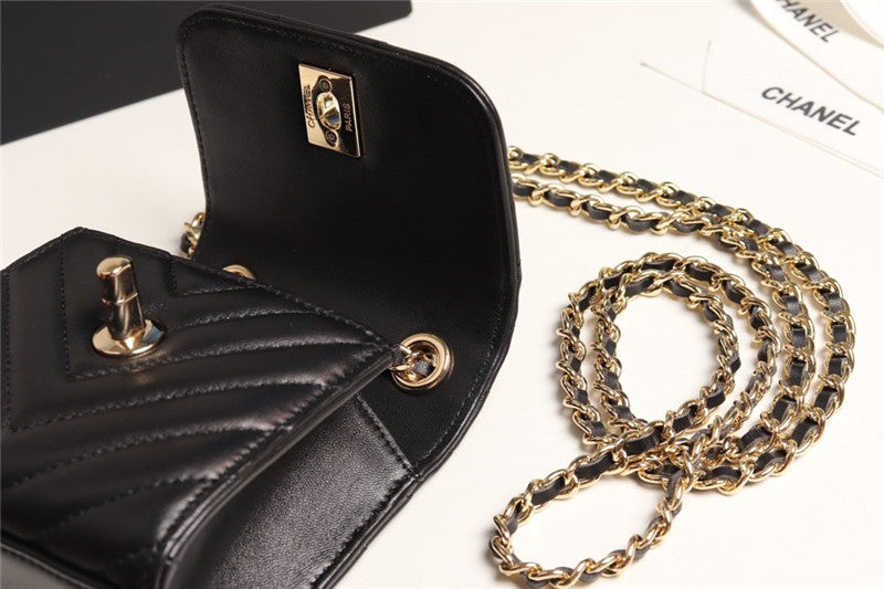 High Quality Luxury Chanel Classic Chain Pouch product detail