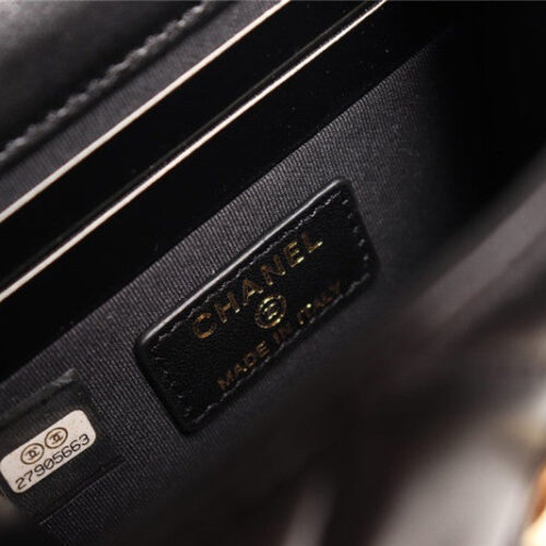High Quality Luxury Chanel Classic Chain Pouch product detail