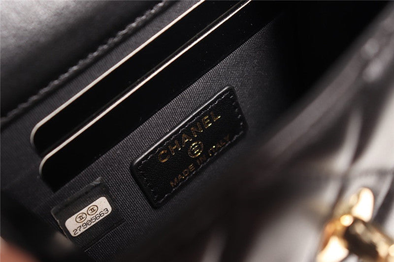 High Quality Luxury Chanel Classic Chain Pouch product detail