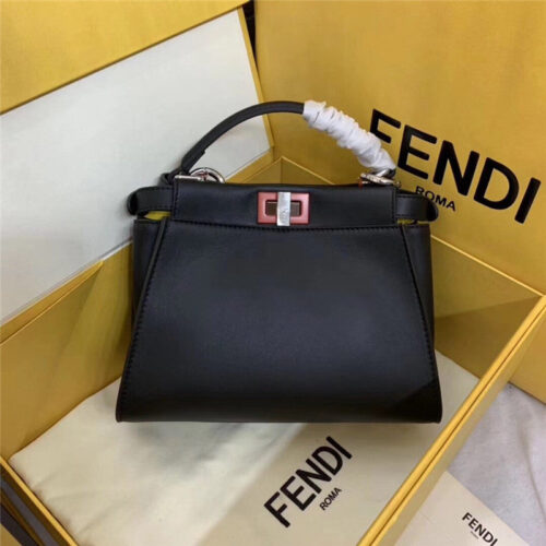 High Quality Luxury Fendi Peekaboo Bag Black alternate view