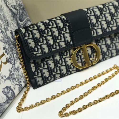 High Quality Luxury Dior 30 Montaigne Chain Clutch alternate view