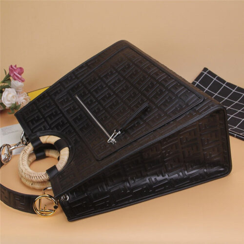 High Quality Luxury Fendi Runaway Shopping Bag product detail